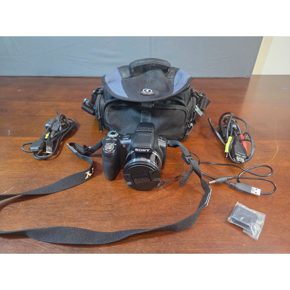 Sony Cyber-shot DSC-HX100V Camera Bundle w/ Tamrac Bag, Cables & Battery